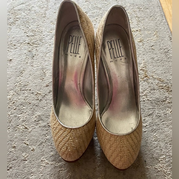 PELLE MODA beige high heels size 7 1/2 - Picture 2 of 14